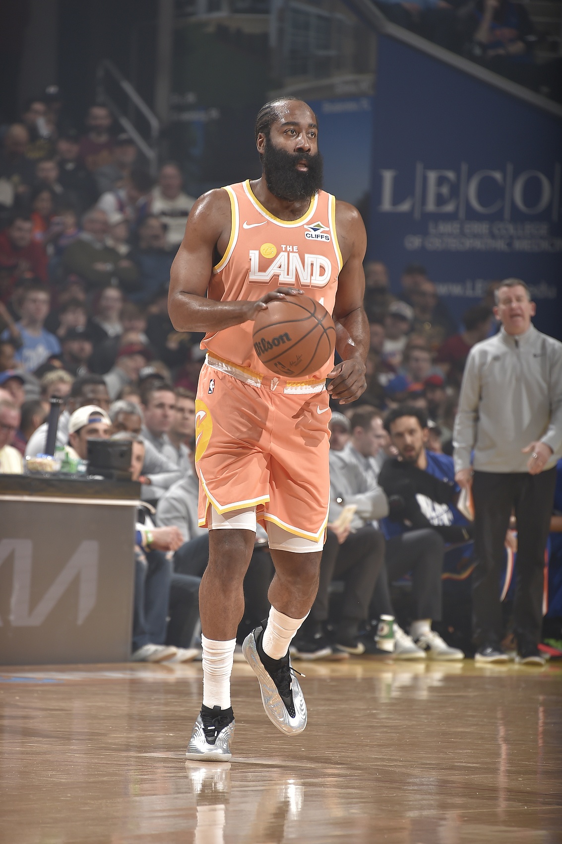 开云官网-阿特金森：哈登还没完全康复 他总是带伤出战&amp;但是仍然打的很好